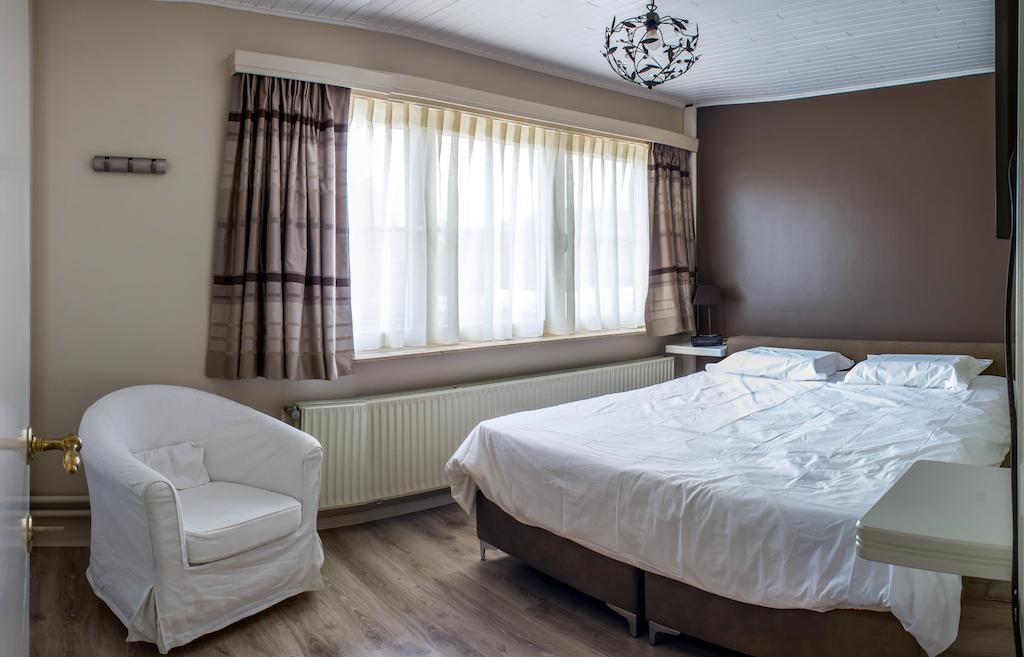 B&B Den Boomgaard Moorsel Kamer foto